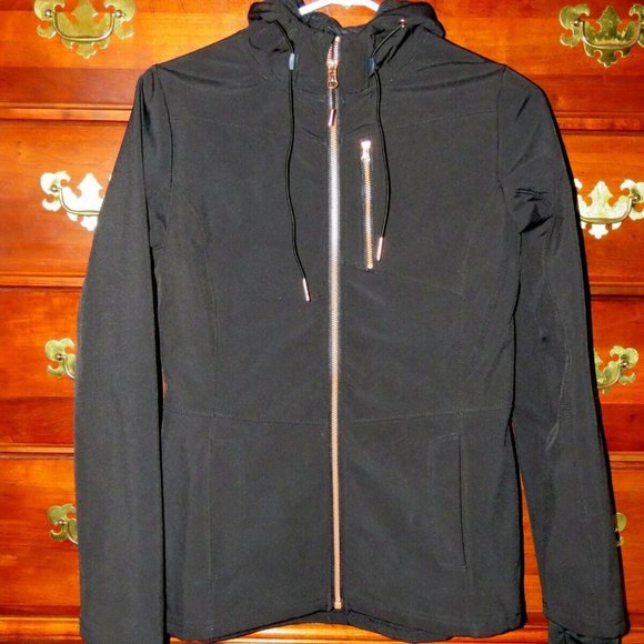 Mondetta Sz Small Black Soft Shell Rain Jacket w/Hood - MSRP: $100 - Picture 1 of 13